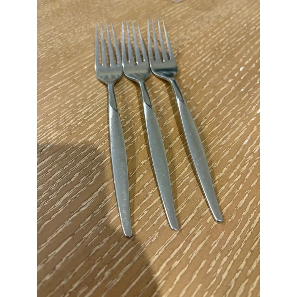 International Silver Coronado 1847 Rogers Stainless Glossy Dinner Forks Lot of 3